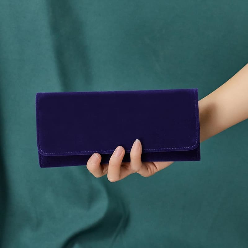Pochette en velours pour bijoux