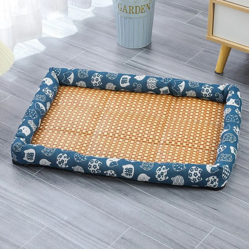 tapis-rafraichissant-chat-bleu-foncé