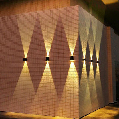 Applique Murale LED Solaire – Éclairage Extérieur Durable et Étanche pour Jardin et Terrasse