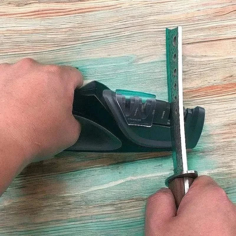 Aiguiseur à angle fixe avec meule diamantée