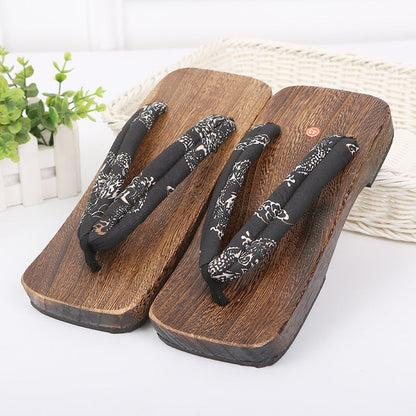 Tong japonaise en bois