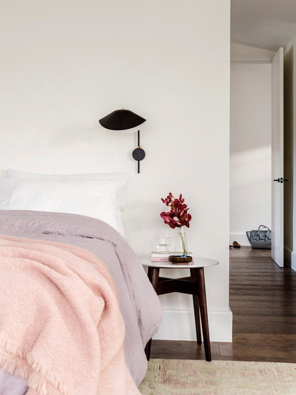 Applique Murale à Bras Unique Mouille-Inspirée – Design Moderne et Flexible