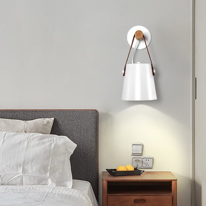 Applique Murale Scandinave en Bois et Cuir – Design Élégant avec Lumière LED Efficace