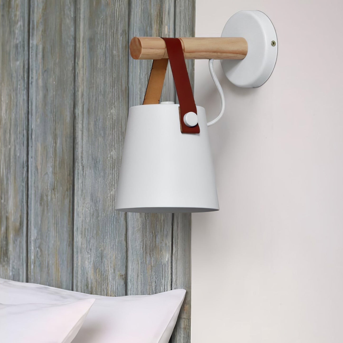Applique Murale Scandinave en Bois et Cuir – Design Élégant avec Lumière LED Efficace