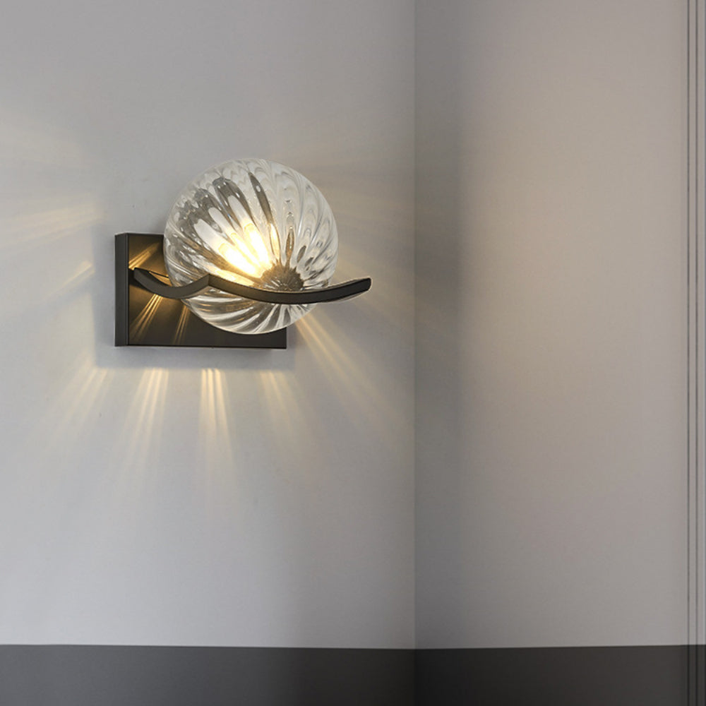 Applique Murale LED Moderne en Verre – Design Élégant et Écologique pour Salon, Chambre et Couloir