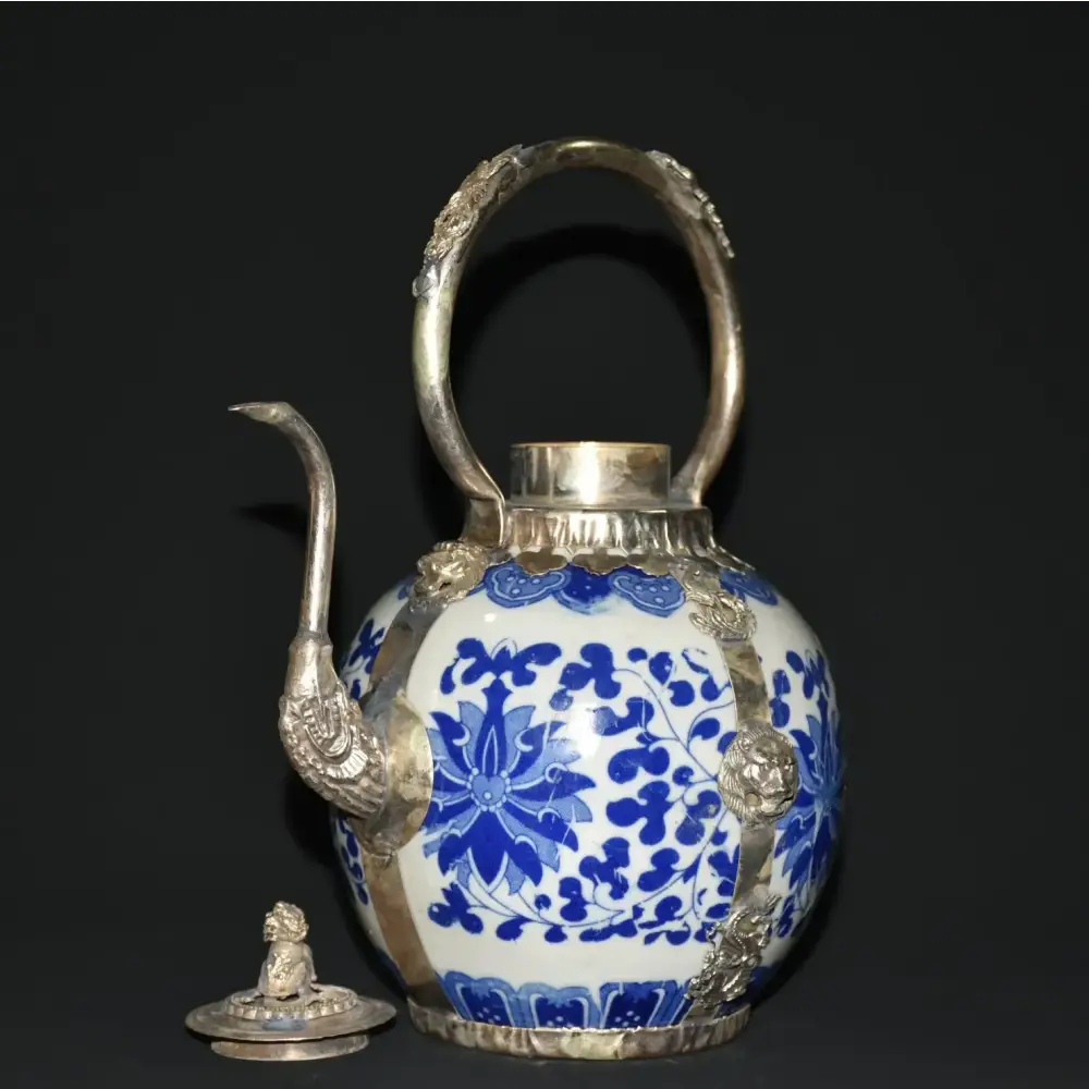 Ancienne Théière en Porcelaine Bleu