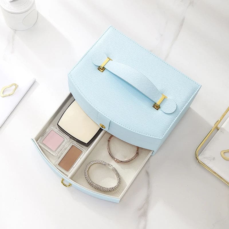 Boite à bijoux avec miroir