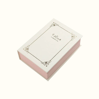 Boite à bijoux livre en cuir