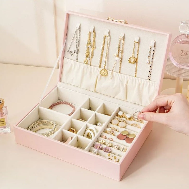 Boîte à bijoux nœud coquette en cuir