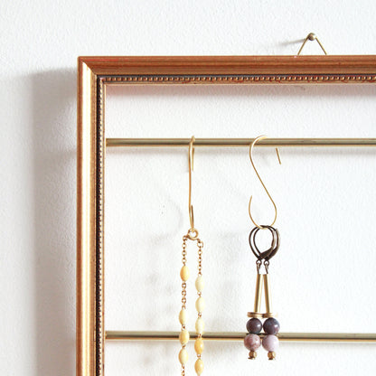 Cadre porte-bijoux mural vintage doré en bois