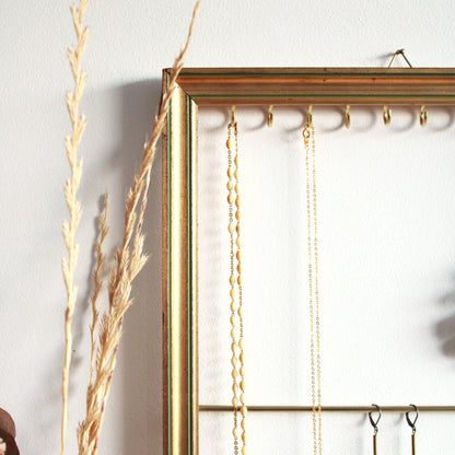 Cadre porte-bijoux mural vintage en bois doré
