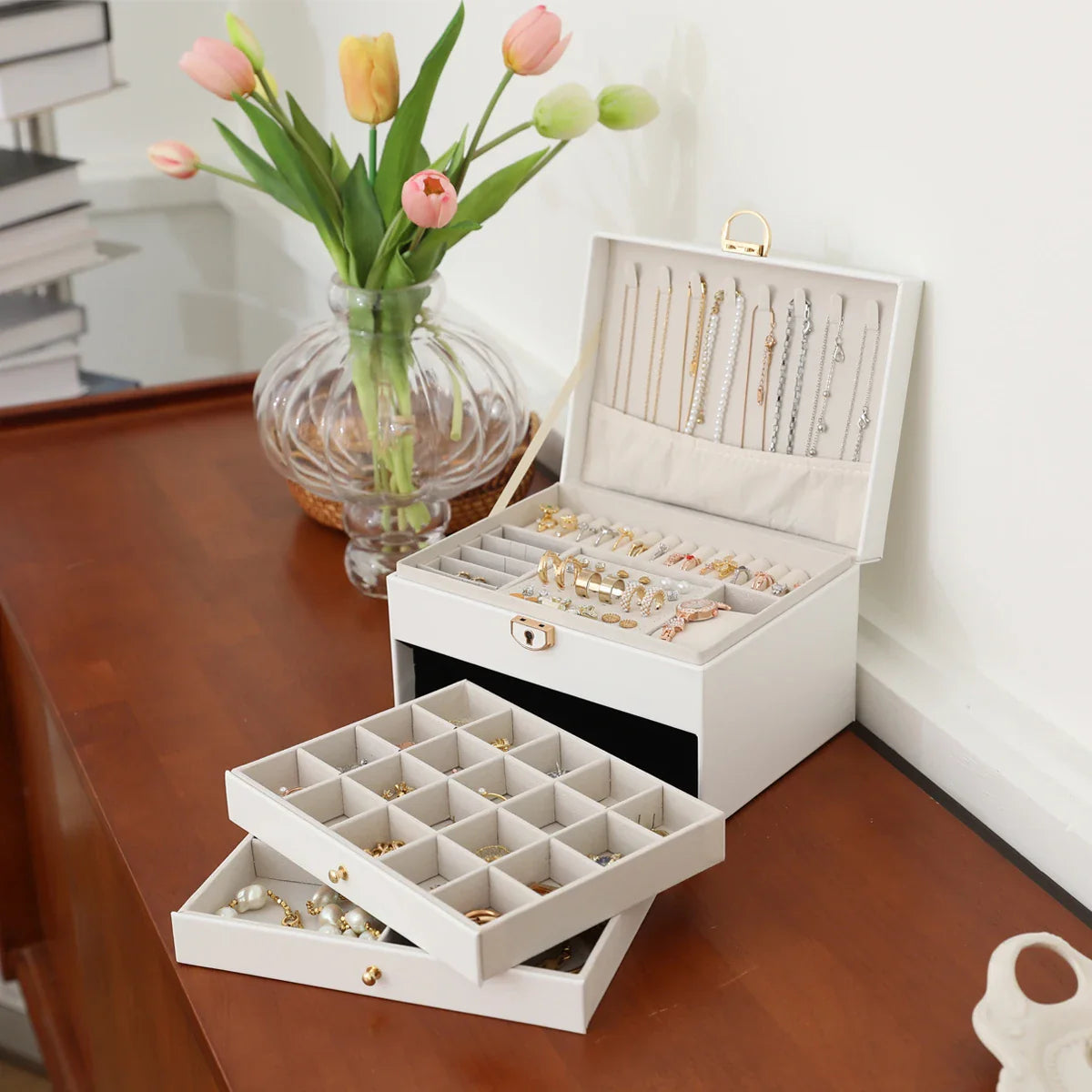 Coffret à bijoux design avec tiroirs