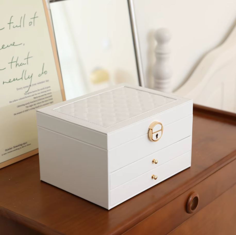 Coffret à bijoux design avec tiroirs