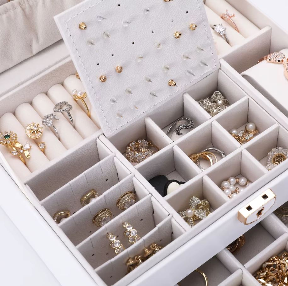 Coffret à bijoux design avec tiroirs