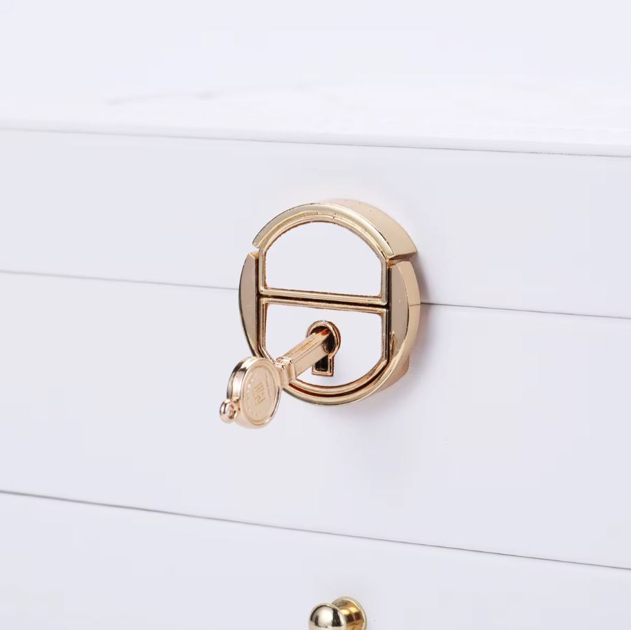 Coffret à bijoux design avec tiroirs