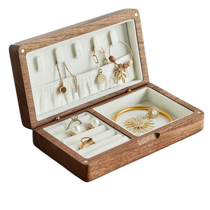 Coffret à bijoux en bois naturel