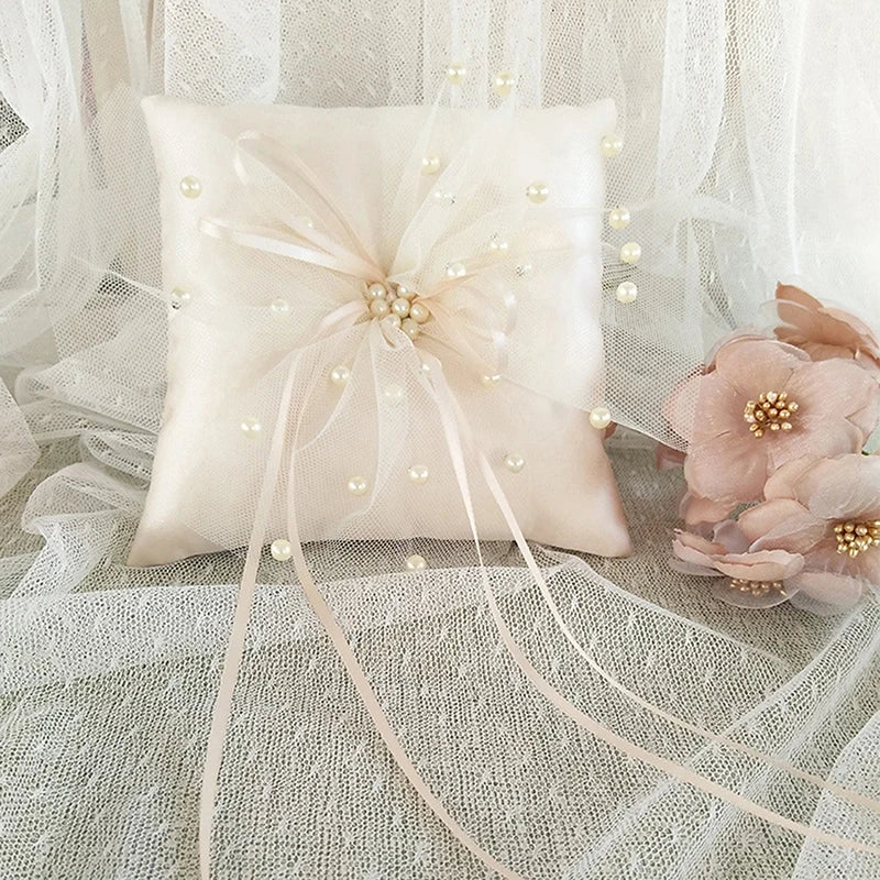 Coussinet porte-alliances perlé