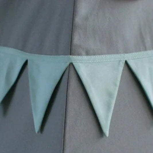 Tente tipi « Mint Love » avec guirlande