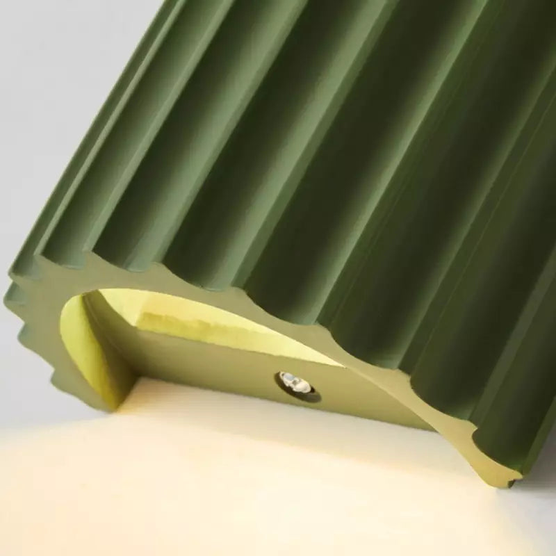 Applique Murale Design Moderne – Lampe à Abat-jour Froncé