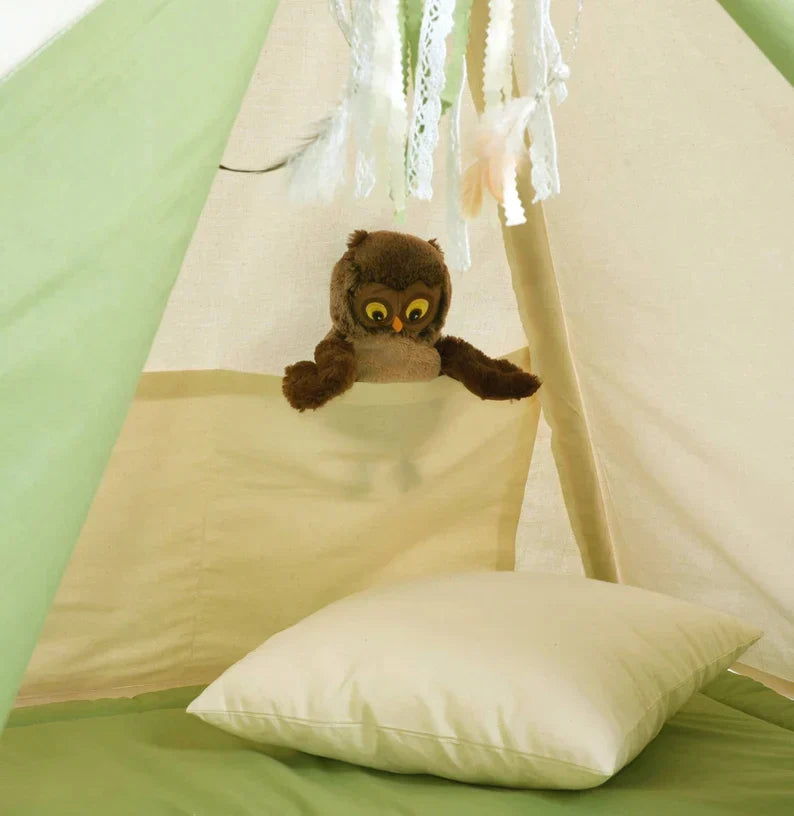 interieur-tipi-enfant-bicolore