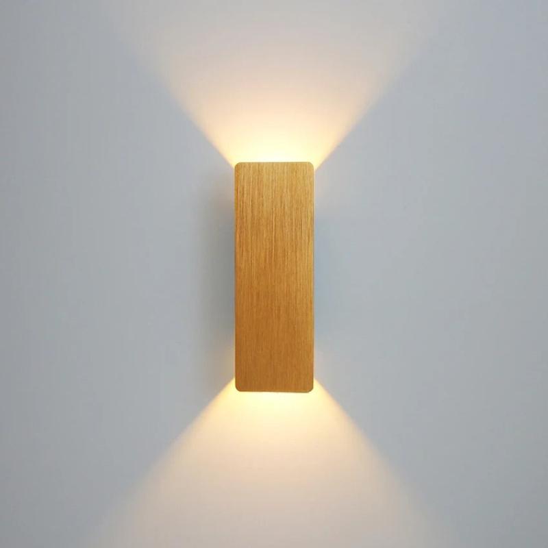 applique murale or brossé couloir moderne