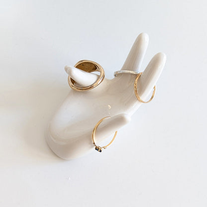 Petit porte bague en forme de main design
