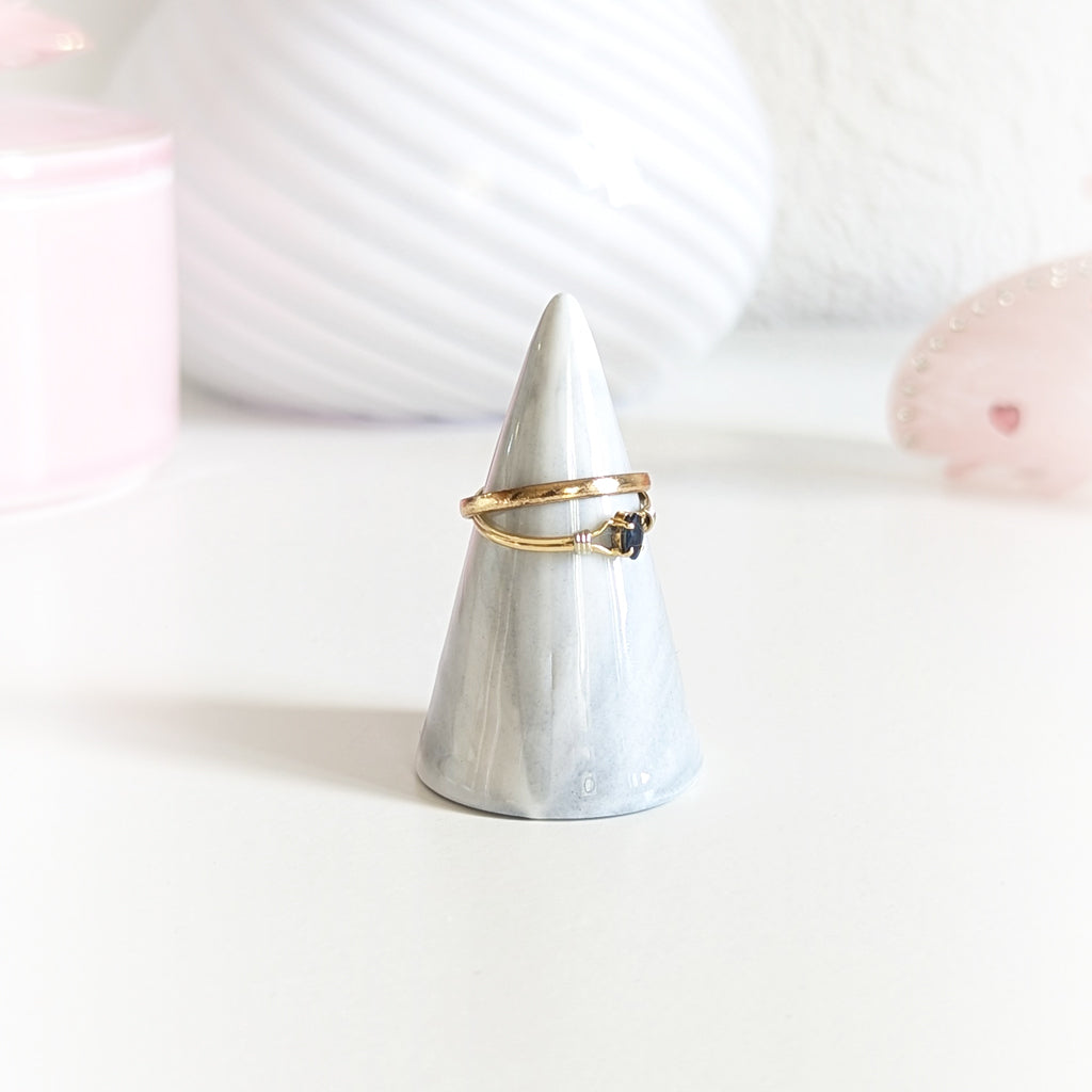 Porte bague cône marbre