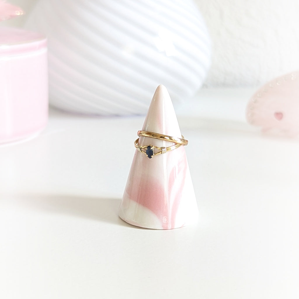 Porte bague cône marbre