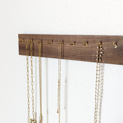 Porte colliers mural en bois avec crochets