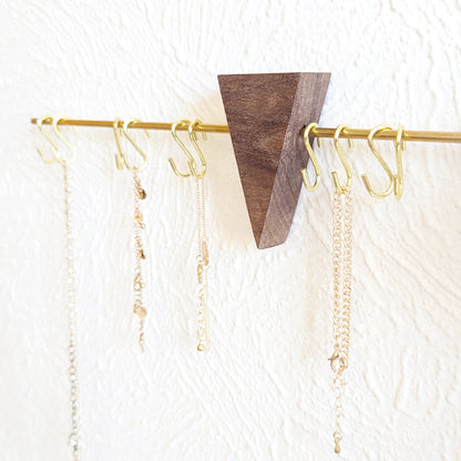 Porte-colliers mural minimaliste triangle en bois