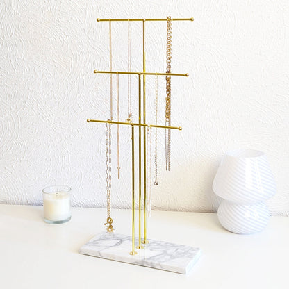 Présentoir à bijoux design en marbre