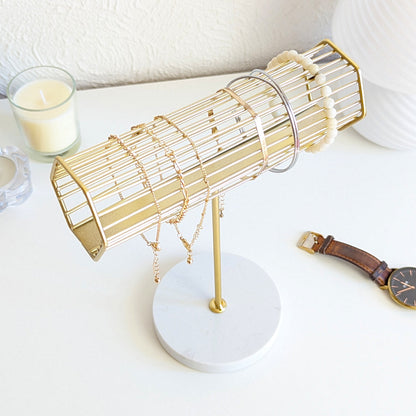 Présentoir pour bracelets doré en marbre