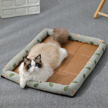 tapis-rafraichissant-chat-reposant