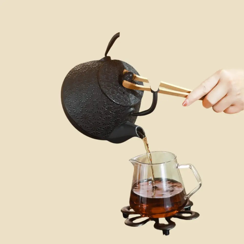 Théière en fonte noir