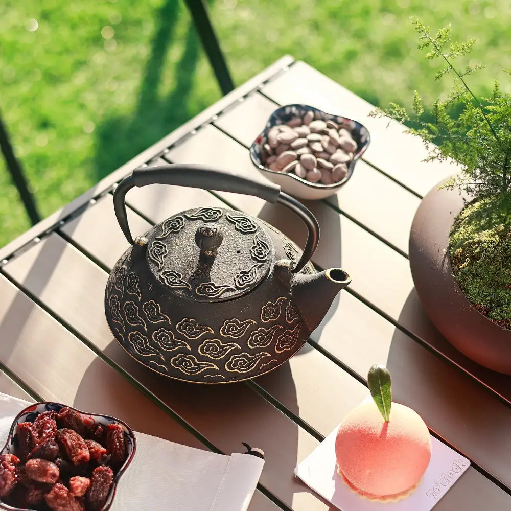 Théière en fonte Nuage d'or