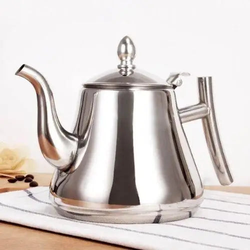 Théière en inox avec infuseur intégré