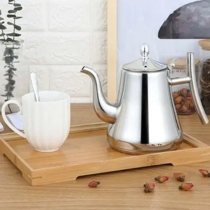 Théière en inox avec infuseur intégré