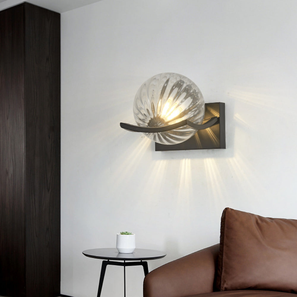 Applique Murale LED Moderne en Verre – Design Élégant et Écologique pour Salon, Chambre et Couloir